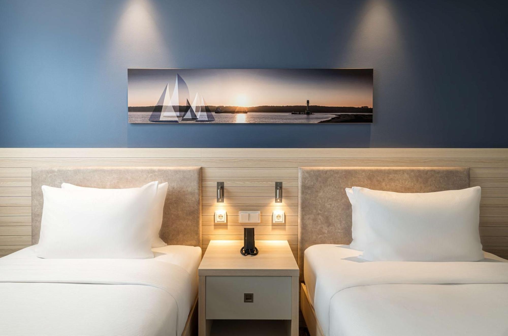 Hotel Hampton By Hilton Kiel Exterior foto