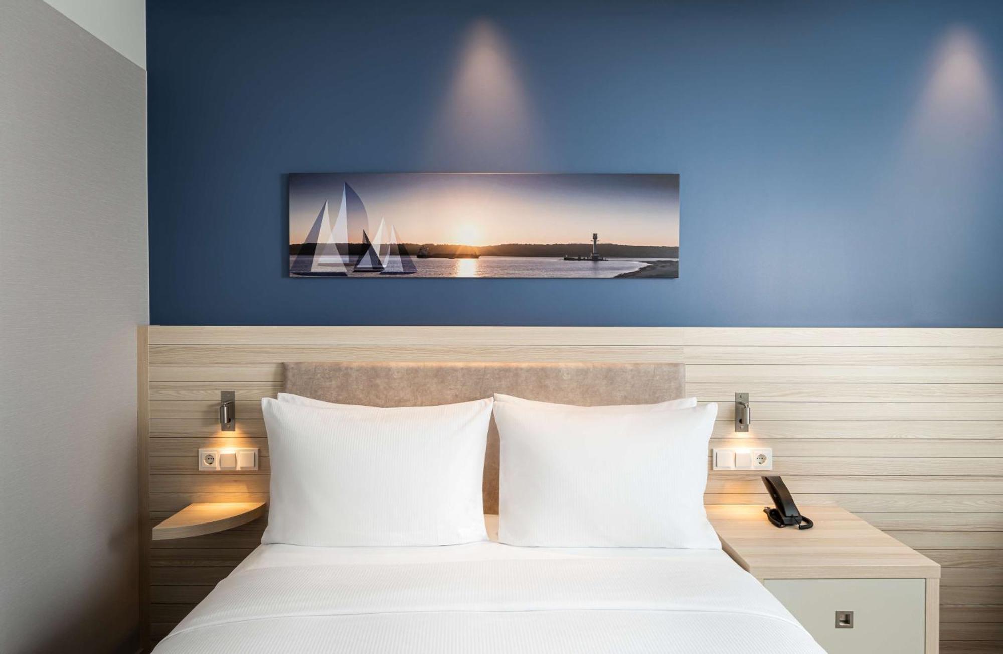 Hotel Hampton By Hilton Kiel Exterior foto